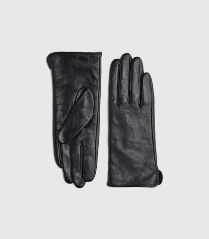 Leather gloves