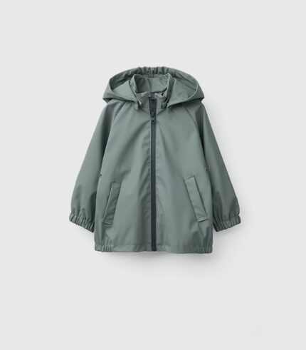 Rubberised raincoat